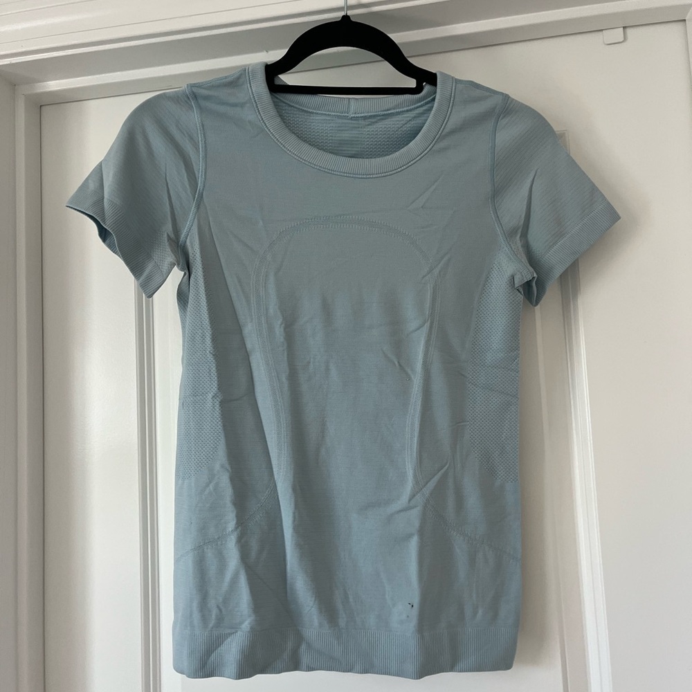 lululemon Swiftly Tech Short-Sleeve Shirt 2.0 Waist Length